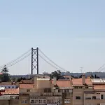 The Explorers Nest - 2Br In Lisbon