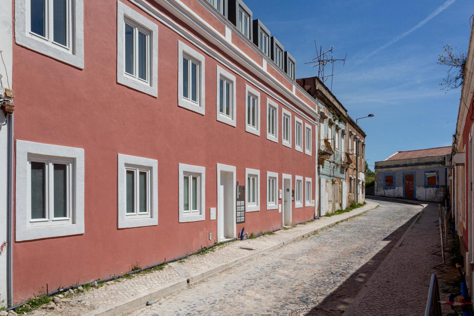 The Explorers Nest - 2br In Apartment Lissabon